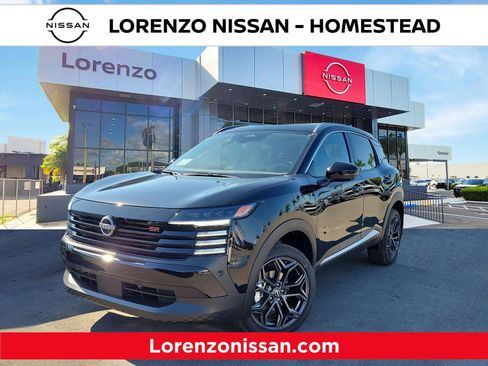 New 2026 Nissan Kicks SR image 1