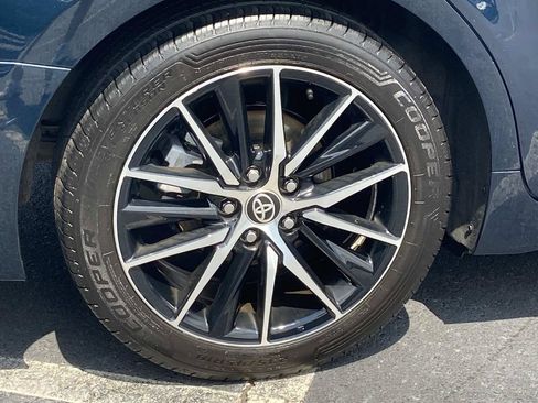 Used 2021 Toyota Camry SE FWD image 8