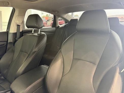Used 2025 Honda Accord Touring image 21