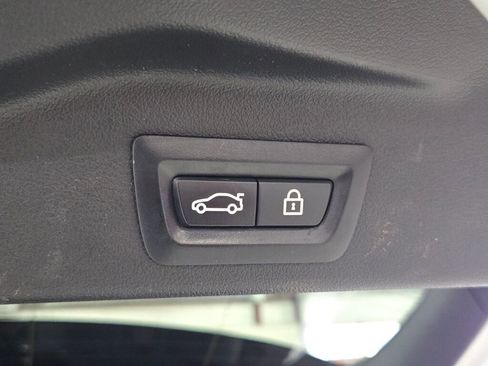 Used 2019 BMW X5 xDrive40i w/ Premium Package image 21