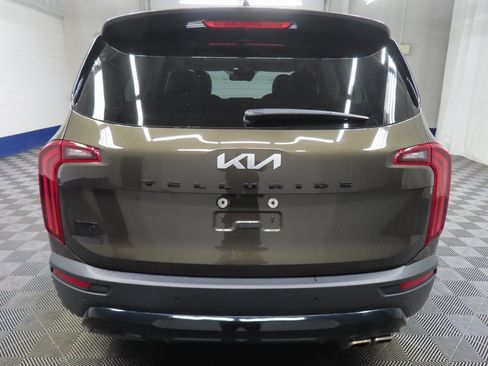 Used 2022 Kia Telluride SX w/ SX Prestige Package image 37