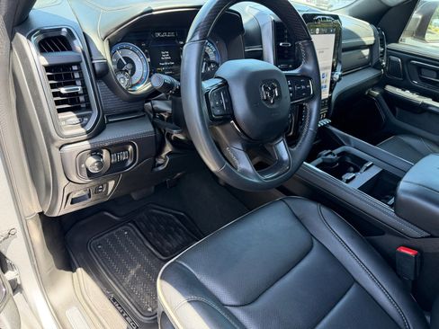 Used 2022 RAM 1500 Limited AWD/4WD image 14