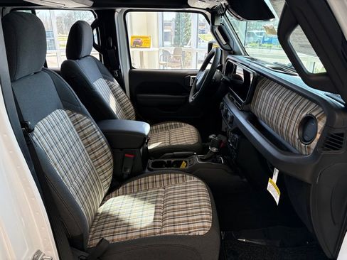 New 2026 Jeep Wrangler Unlimited Sport AWD/4WD image 16