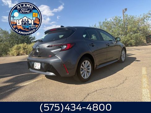 Used 2026 Toyota Corolla SE FWD image 5