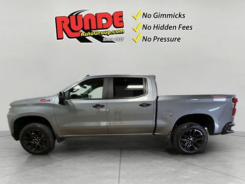 Used 2021 Chevrolet Silverado 1500 LT Trail Boss w/ Bed Protection Package AWD/4WD image 3