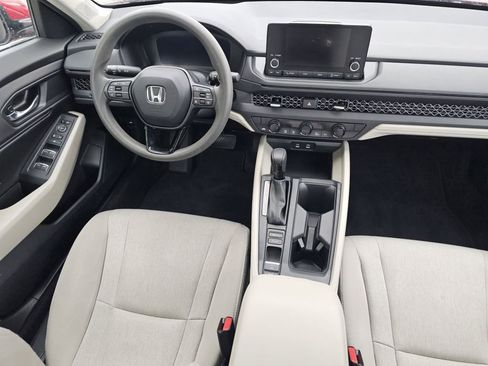 Certified 2023 Honda Accord EX image 28
