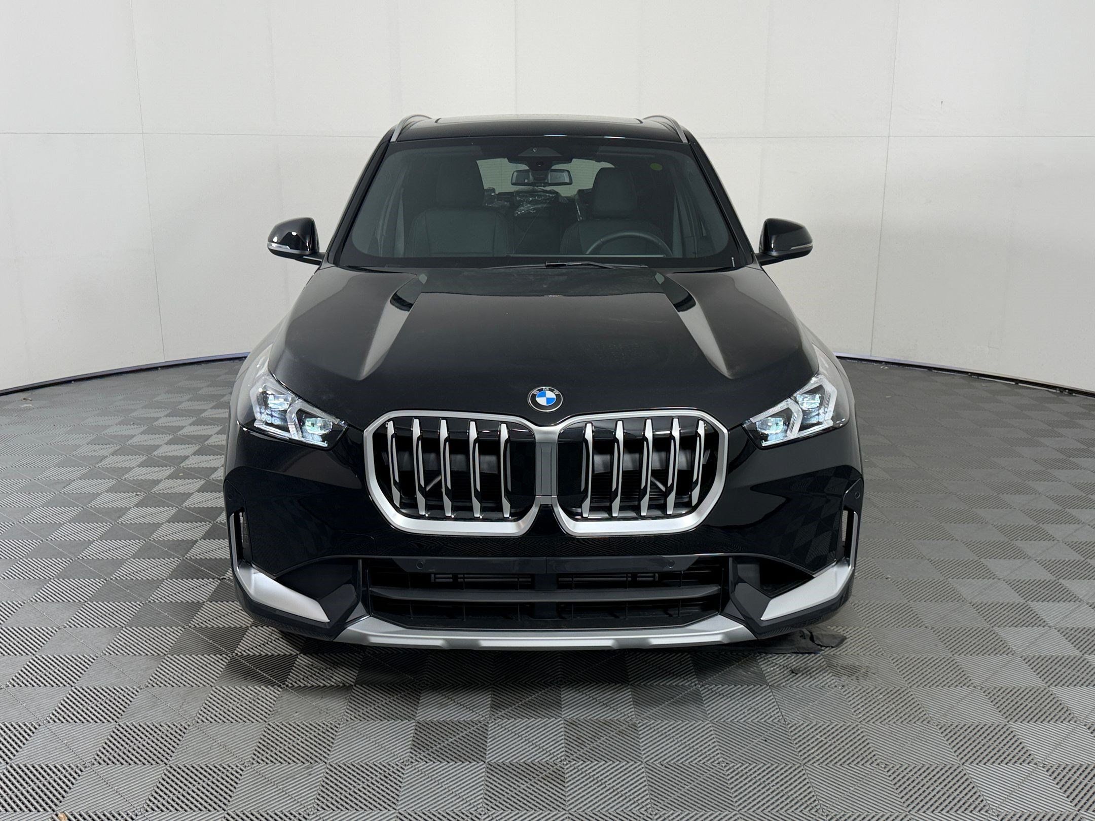 Used 2026 BMW X1 xDrive28i w/ Convenience Package AWD/4WD image 5