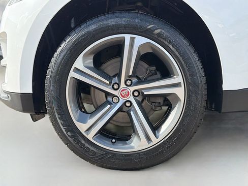 Used 2018 Jaguar F-PACE Portfolio image 42