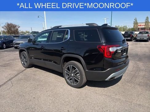 Used 2023 GMC Acadia SLT w/ Technology Package AWD/4WD image 9