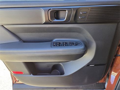 Used 2025 Hyundai Santa Fe Calligraphy image 28