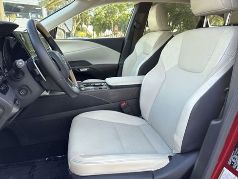 Certified 2024 Lexus RX 350 Premium w/ Accessory Package (Z1) FWD image 11