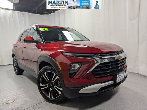 Used 2024 Chevrolet TrailBlazer LT w/ Convenience Package FWD image 1
