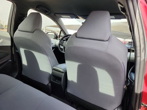 Used 2022 Toyota Corolla SE image 16