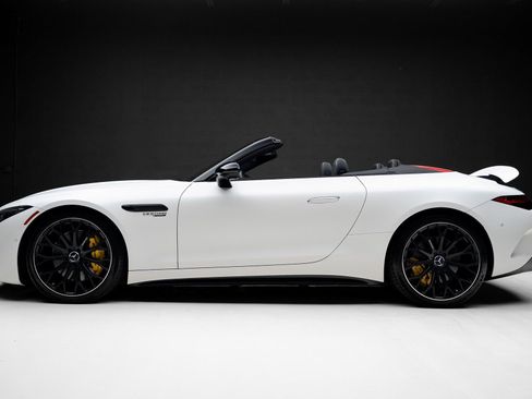 Used 2022 Mercedes-Benz SL 55 AMG 4MATIC image 20