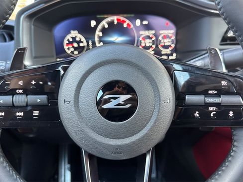 Certified 2025 Nissan Z Performance w/ Floor Mat Package image 23