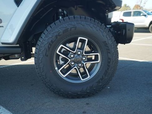 New 2026 Jeep Gladiator Mojave image 44