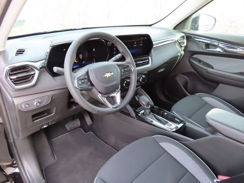 New 2026 Chevrolet TrailBlazer LT w/ Convenience Package AWD/4WD image 19