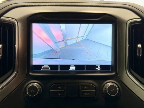 Used 2020 Chevrolet Silverado 1500 LTZ image 12