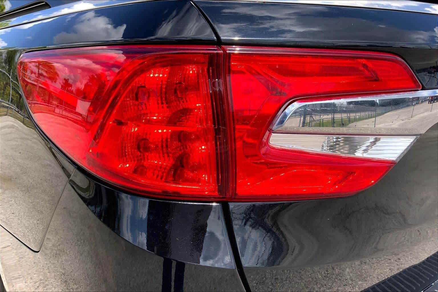 Used 2018 Honda Odyssey EX-L image 28