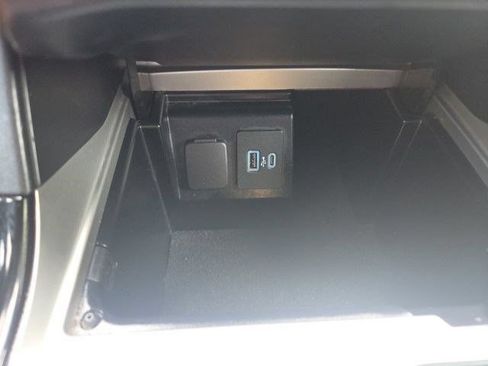 Used 2022 Ford Explorer ST w/ ST Street Pack AWD/4WD image 35