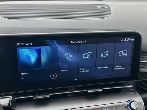 Used 2025 Hyundai Kona SEL FWD image 21