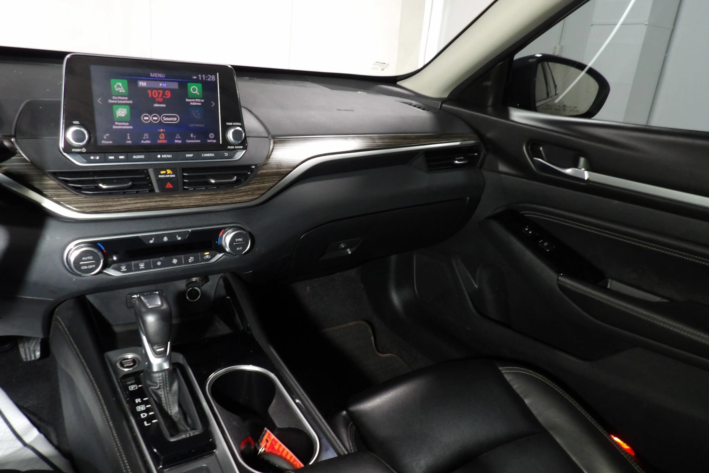 Used 2021 Nissan Altima 2.5 Platinum AWD/4WD image 15