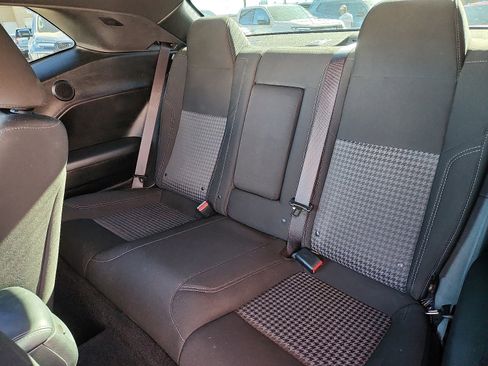 Used 2022 Dodge Challenger SXT w/ Blacktop Package image 9