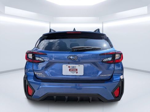 Certified 2025 Subaru Crosstrek 2.5i Premium AWD/4WD image 4