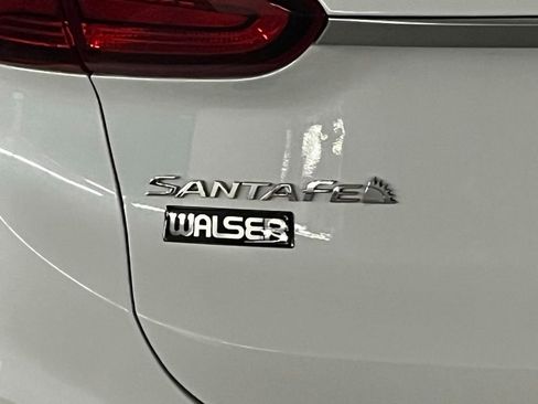 Used 2019 Hyundai Santa Fe SEL image 33