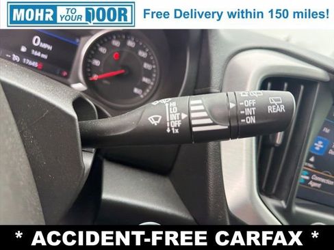 Used 2024 GMC Terrain SLT image 18