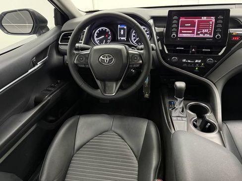 Used 2023 Toyota Camry SE FWD image 31