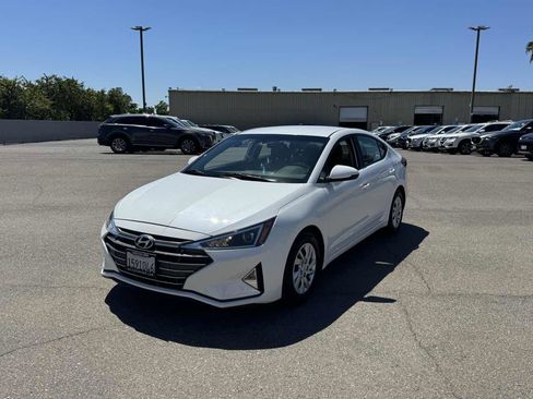 Used 2020 Hyundai Elantra SE w/ Cargo Package (C1) FWD image 5