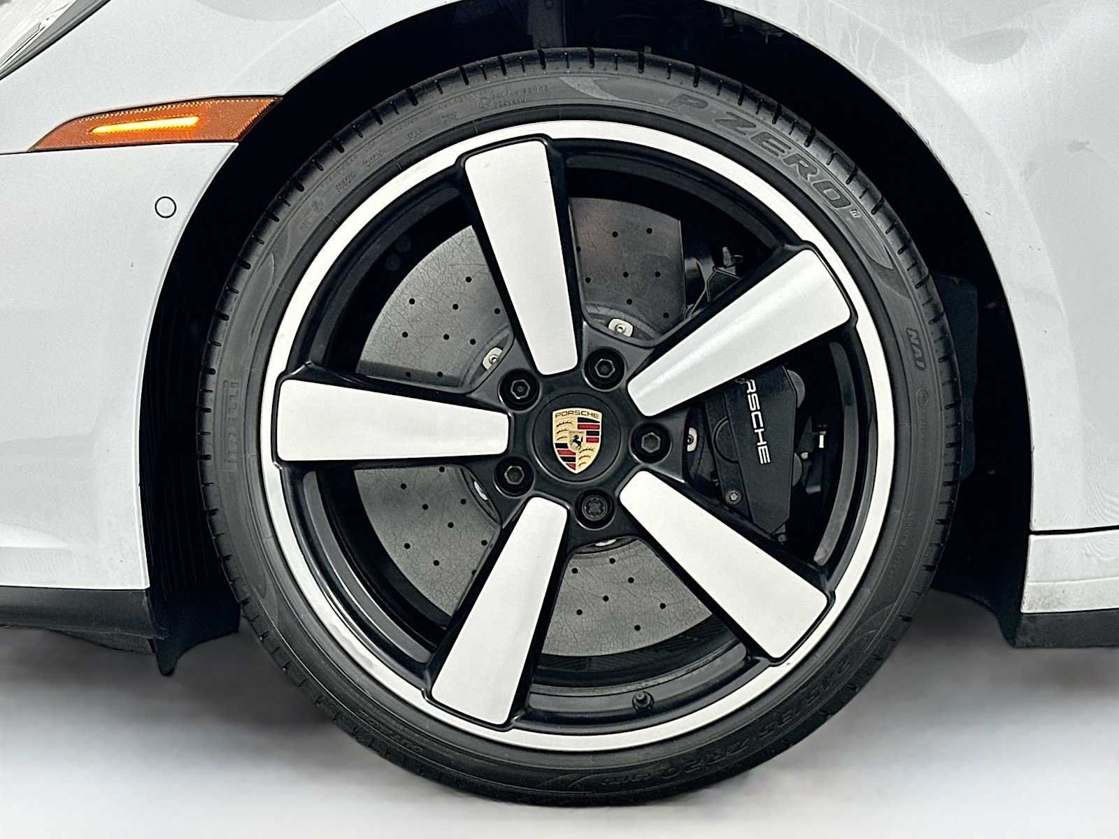 Certified 2025 Porsche 911 Carrera S RWD image 30