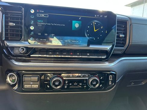 Certified 2022 Chevrolet Silverado 1500 RST image 16