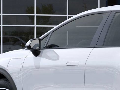 New 2026 Chevrolet Equinox EV LT FWD image 12