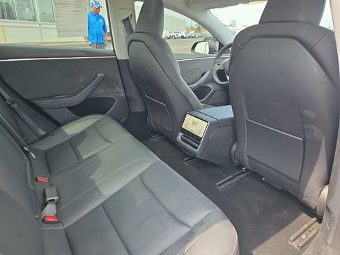 Used 2025 Tesla Model 3 Long Range AWD/4WD image 16