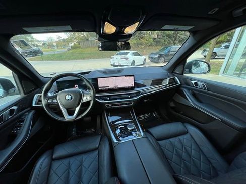 Used 2024 BMW X5 xDrive50e image 31