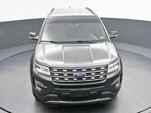Used 2016 Ford Explorer XLT FWD image 17