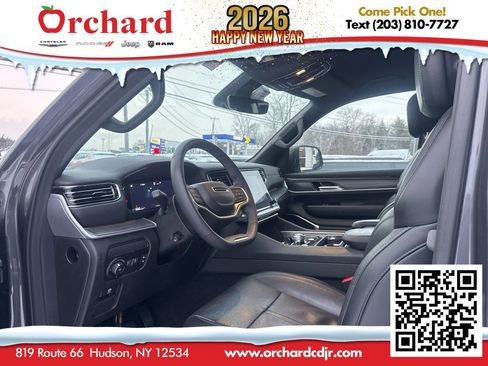 Used 2024 Jeep Wagoneer Series II image 25