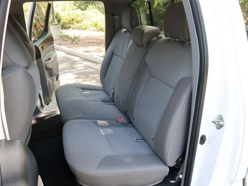 Used 2015 Toyota Tacoma Pickup 4D 6 ft w/ TRD Sport Package image 15