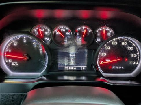 Used 2021 GMC Sierra 2500 4x4 Crew Cab w/ X31 Off-Road Package image 11