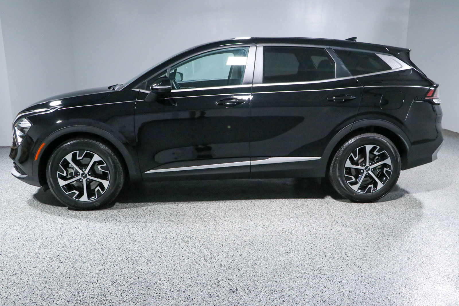 Used 2023 Kia Sportage EX FWD image 10