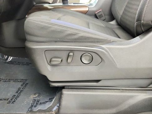 Used 2024 Chevrolet Silverado 1500 RST AWD/4WD image 18