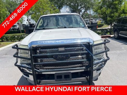 Used 2014 Ford F350 Lariat w/ Lariat Interior Package AWD/4WD image 2