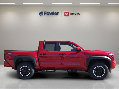 New 2026 Toyota Tacoma TRD Off-Road AWD/4WD image 8