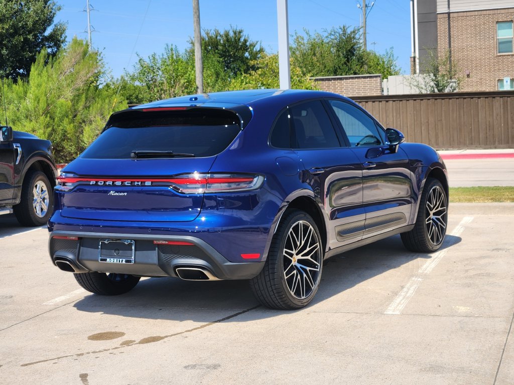 Used 2022 Porsche Macan AWD/4WD image 4