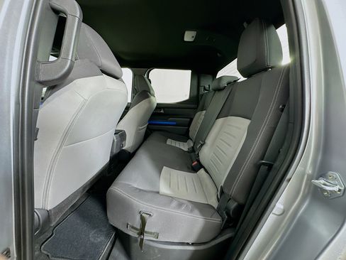 Used 2025 Toyota Tacoma TRD Off-Road image 26