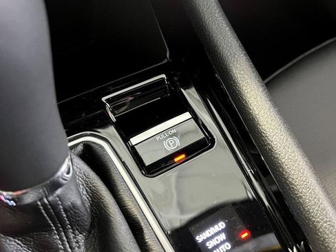 New 2026 Jeep Compass Limited w/ Sun, Sound & Navigation Group image 38