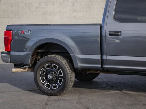 Used 2021 Ford F250 XLT image 5