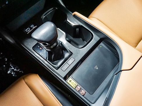 Used 2023 Lexus ES 300h w/ Premium Package image 23